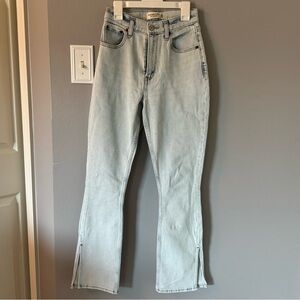 Curve Love Ultra High Rise 90s Slim Straight Jean